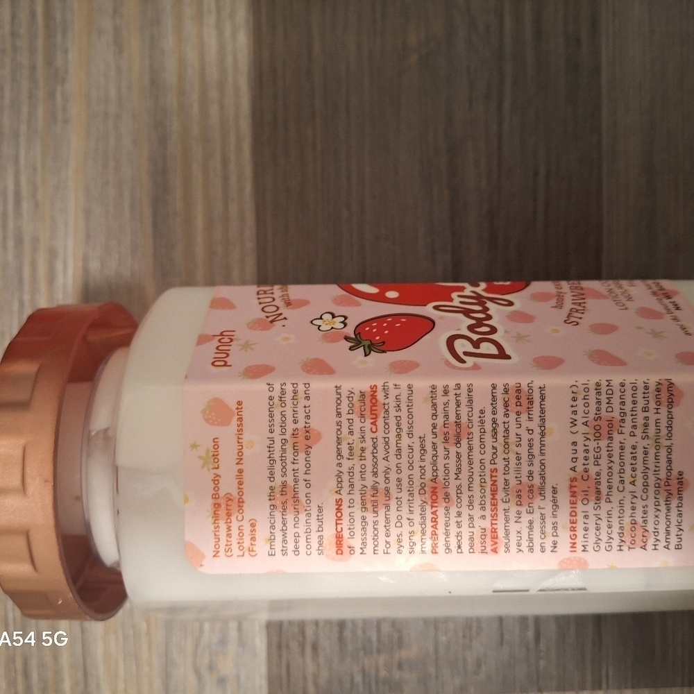 Strawberry Body Lotion with Shea Butter - Picture 6 of 6